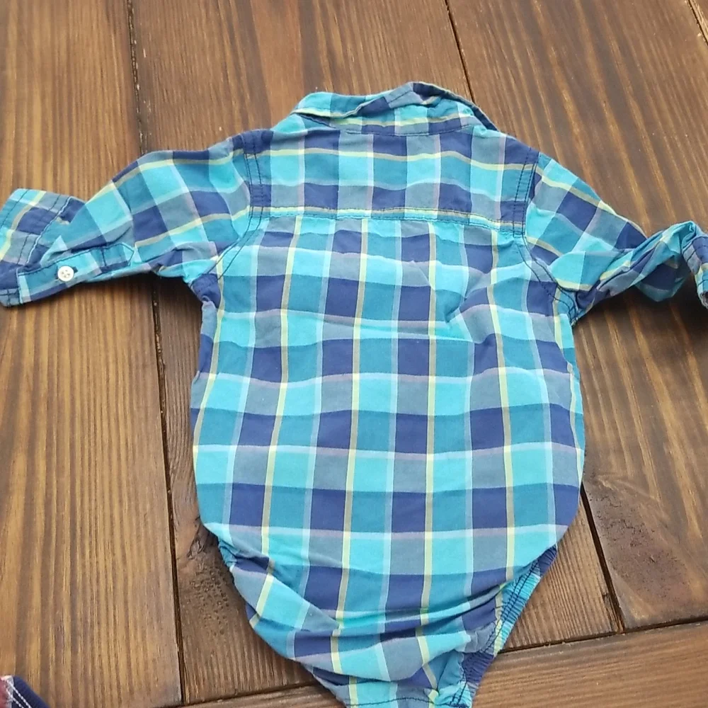 Oshkosh Buttondown Collared Plaid Bodysuits 9m